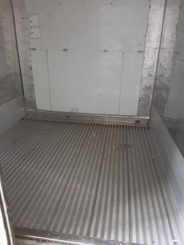 10-Reefer-Container-Used-4.jpeg 10ft x 8ft 10′ Reefer Container, Used