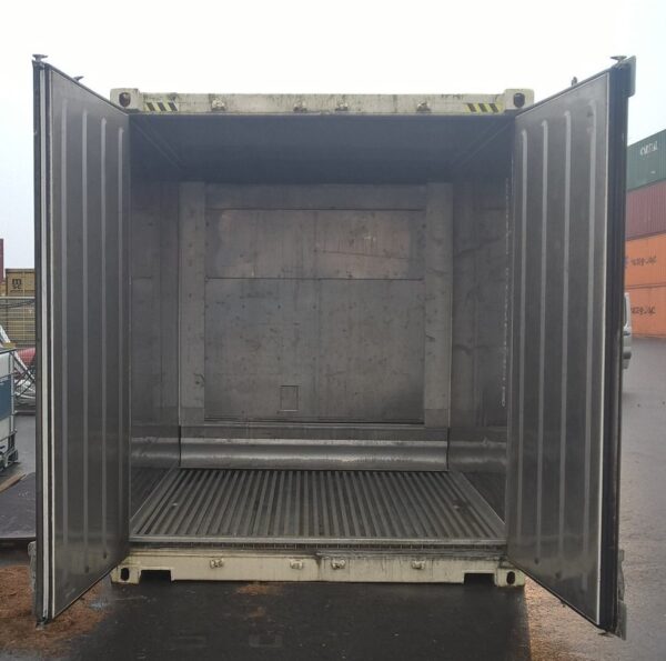 10-Reefer-Container-Used-5.jpg 10ft x 8ft 10′ Reefer Container, Used