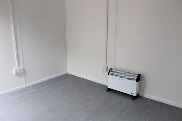 10Ft-ModiBox-Office2-600x400-1.jpg 10ft X 8ft Custom Shipping Container Office