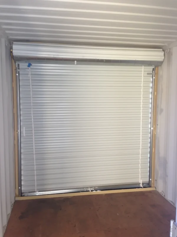 16Ft-Storage-Container-With-RollUp-Door-1-800x1067-1.webp 16Ft Storage Container With Roll-Up Door
