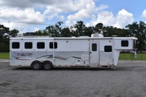 2007-american-spirit-8410glq-4-horse-trailer-with-10-short-wall.jpeg 2007 American Spirit 8410GLQ 4 Horse Trailer with 10′ Short Wall