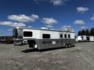 2009-bloomer-trailers-evolution-10th-anniversary-edition-3-h-11-lq.jpg 2009 Bloomer Trailers Evolution 10th Anniversary Edition 3-H 11′ LQ