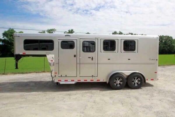 2016 Sundowner 3 Horse Gooseneck
