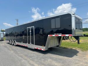 2021-CONTINENTAL-8.5X44-ENCLOSED-GOOSENECK-CAR-HAULER-FINISHED-INTERIOR-6.jpg 2021 Continental 8.5 x 44 Enclosed Gooseneck Trailer