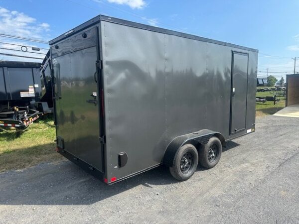 Diamond Cargo 7 x 16 Enclosed Trailer – Black Trim Package