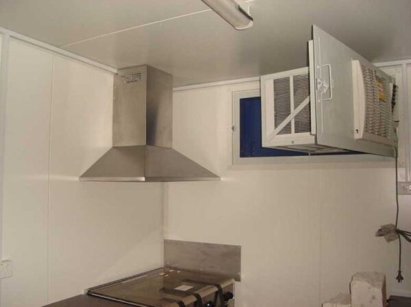 shipping-container-lunch-rooms-005-1.jpg Lunchroom Containers