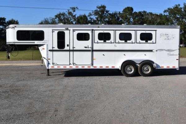used-2005-sundowner-4hgn-4-horse-trailer.jpg Used 2005 Sundowner 4HGN 4 Horse Trailer